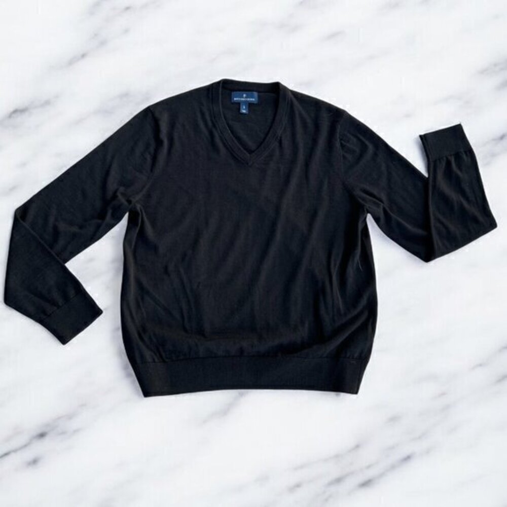 Buttoned Down Brand Men's 100% Wool Black V-Neck Sweater Size Large Long Sleeves